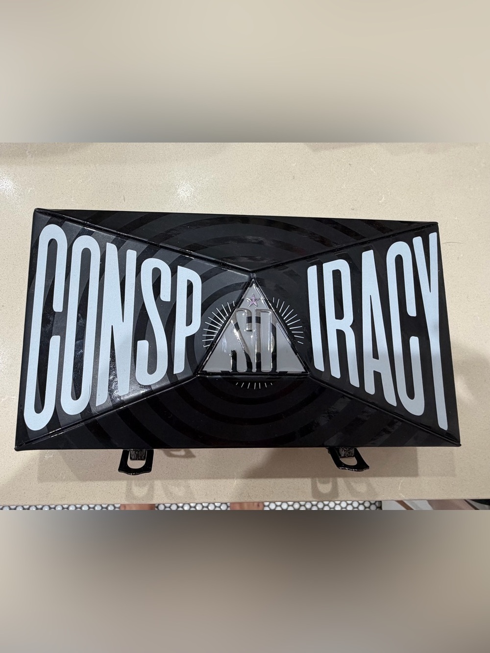 Jeffrey Star Cosmetics-Conspiracy Eyeshadow Palette